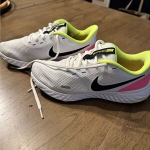Nike White Running Shoes with Neon Accents